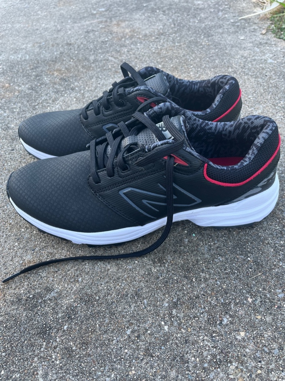 New Balance Golf Shoes Men’s Size 11 Black Red Spiked